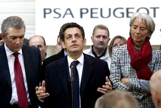 Sarkozy megmentő szerepben