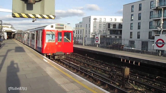 A BBC terrorista akcióról beszél: Robbanás volt a londoni metróban