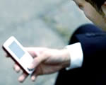Kivárnak sms-roaming ügyben a magyar mobilcégek
