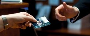 2 milliárdot kellene elkölteni bő két hét alatt - menni fog?