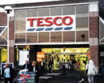 Áruházak toplistája - két magyar lánc a Tesco nyomában